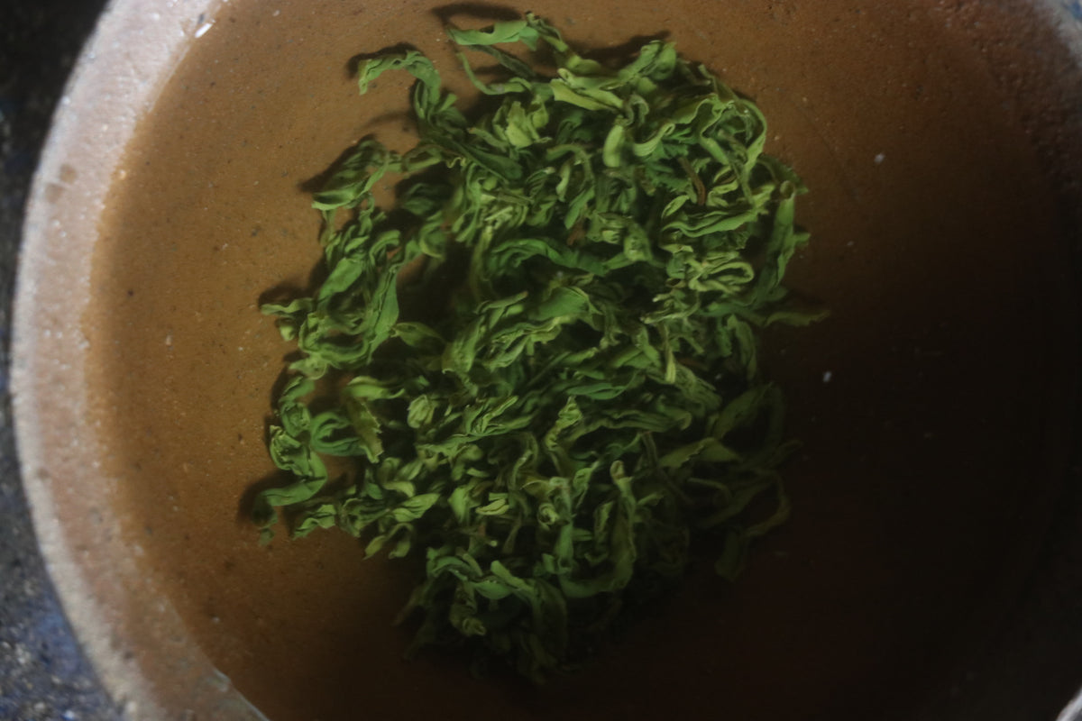 全手工 釜炒り茶　2026【NO.1】やぶきた・緑茶　炭火仕上げ 15g