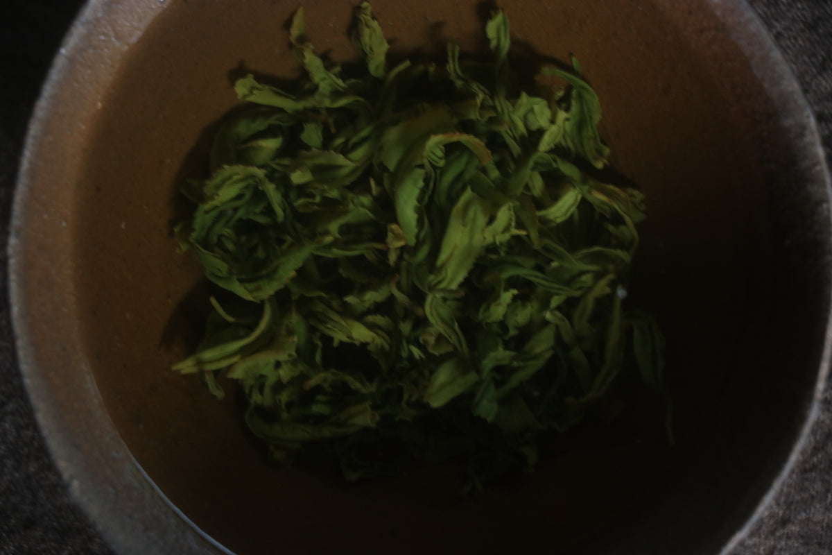 全手工 釜炒り茶　2026【NO.8】　叶迫・緑茶　15g　薪火仕上げ
