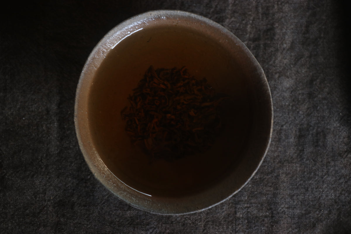 全手工 釜炒り茶　2026【NO.11】　栗山・在来紅茶　15g　炭火仕上げ